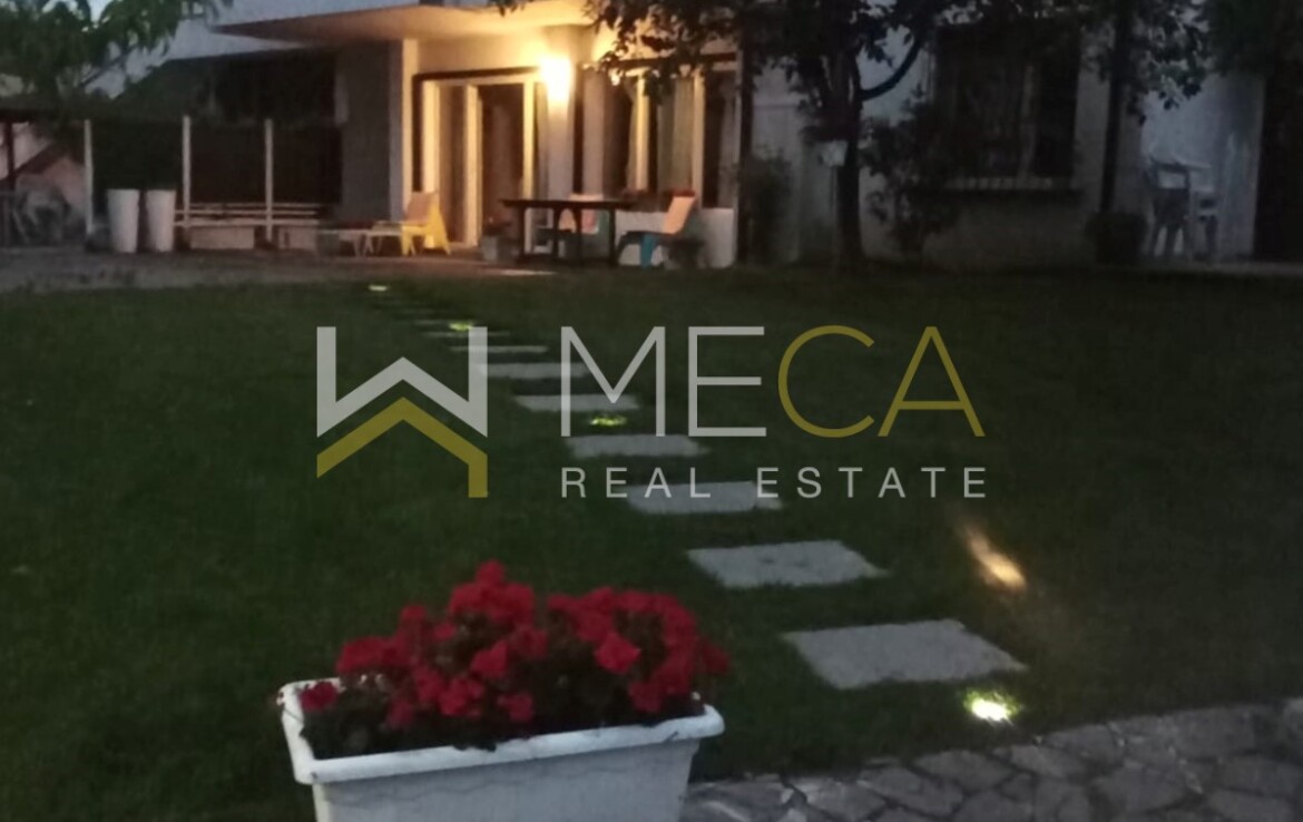 Salò, villa padronale a Campoverde MECA Real Estate