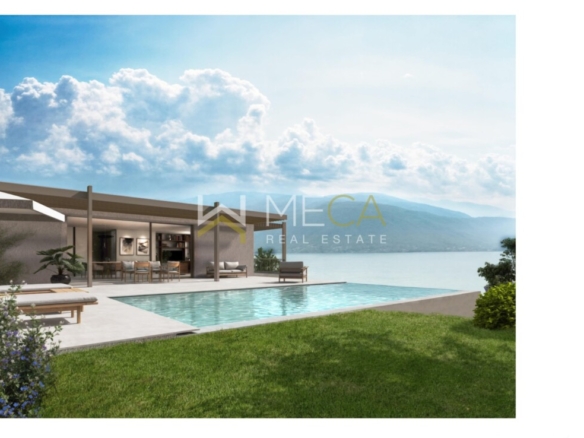 Modern villa in Toscolano with a splendid lake view