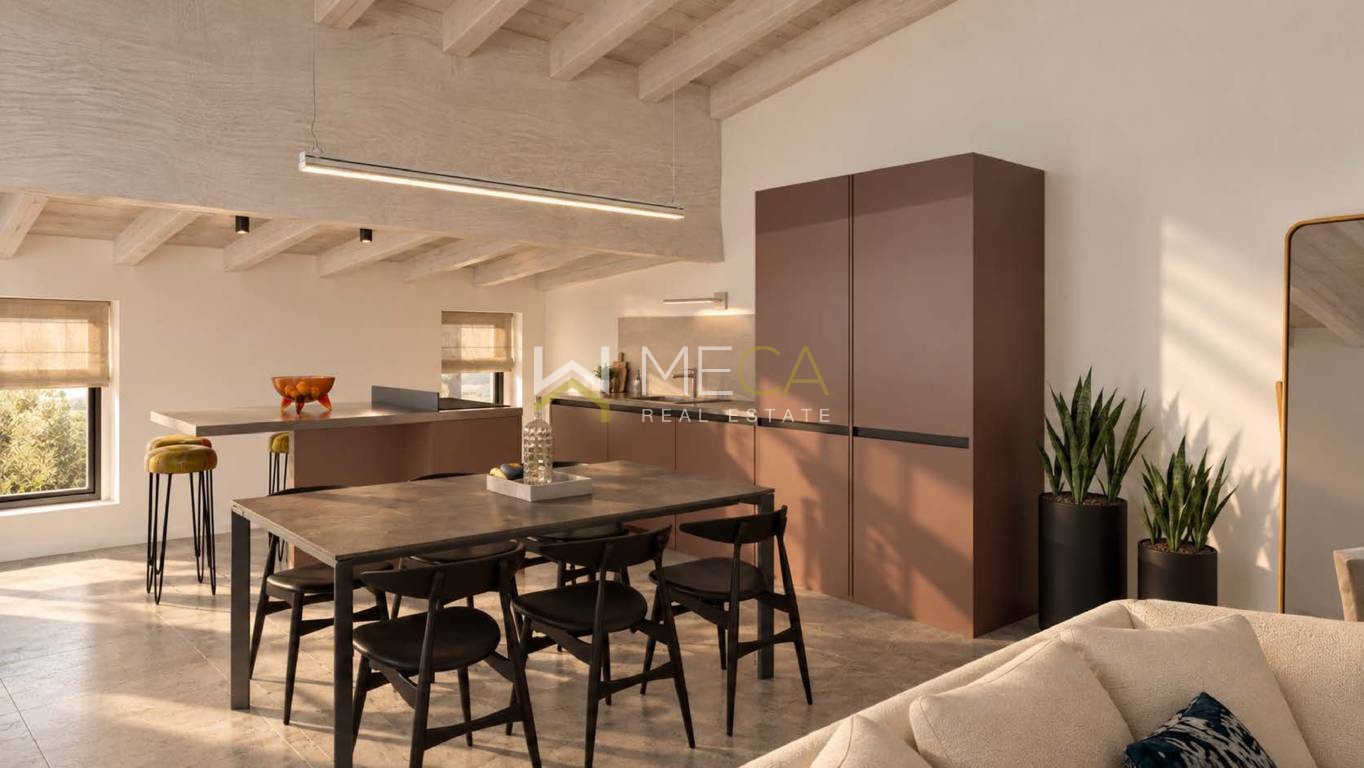 Completa_REV_page-0008 (FILEminimizer) Desenzano, penthouse in the town center with a large terrace, elevator, and private parking.