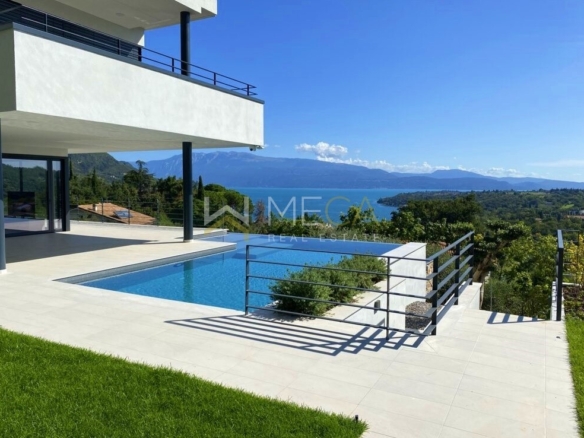 Salò, fantastica villa moderna con vista lago panoramica