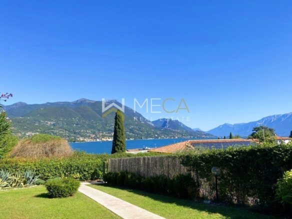 San Felice, villa con vista lago a Portese