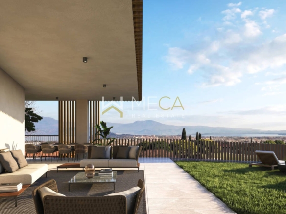 Polpenazze, trilocale con vista lago, giardino privato, piscina e garage doppio