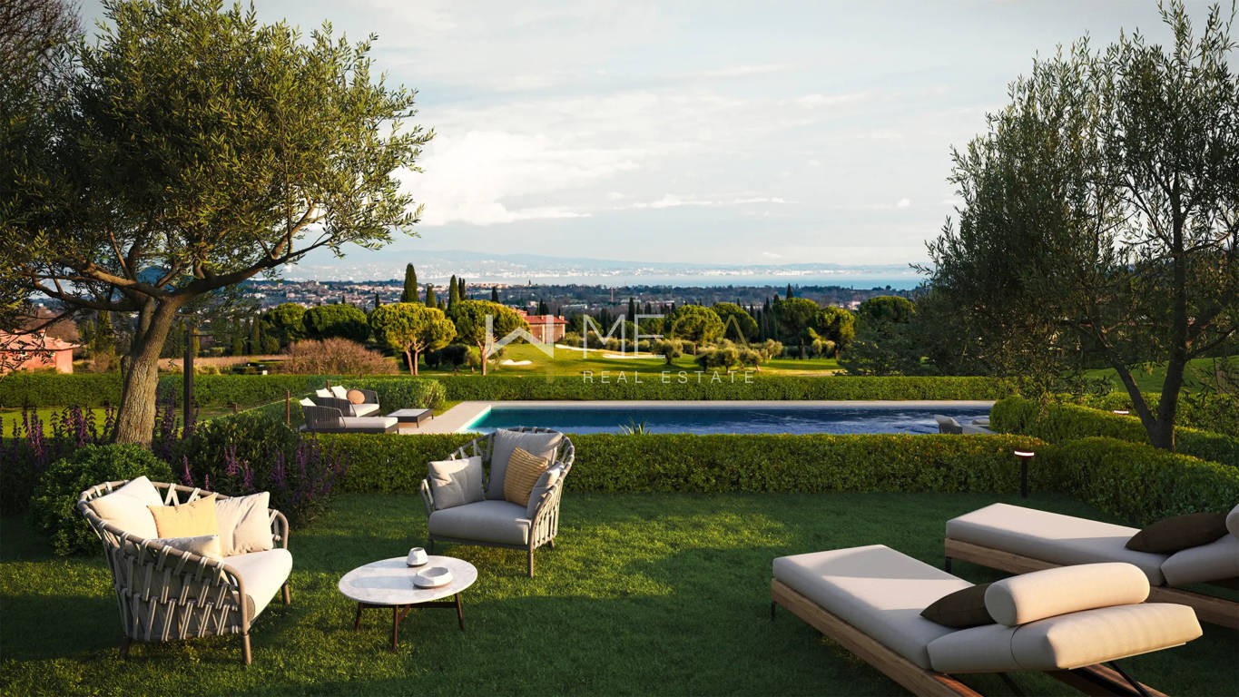 Polpenazze, trilocale con vista lago, giardino privato, piscina e garage doppio